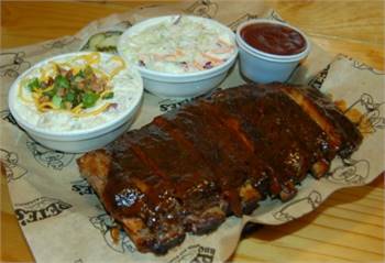 Savor Authentic BBQ at BBQ Pete's: A Lakewood Culinary Gem